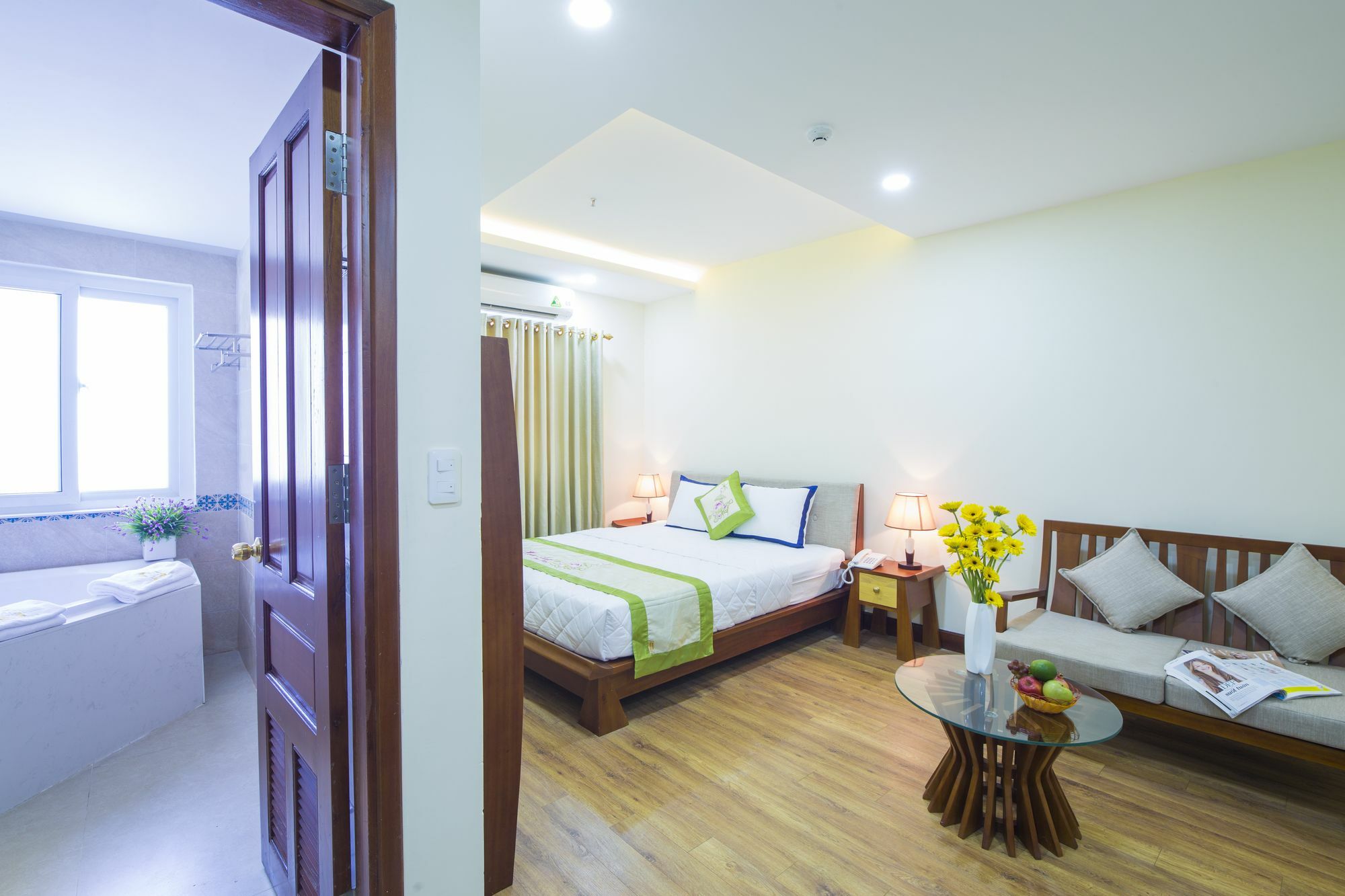 Hoai Anh Plaza Hotel Da Nang Zewnętrze zdjęcie
